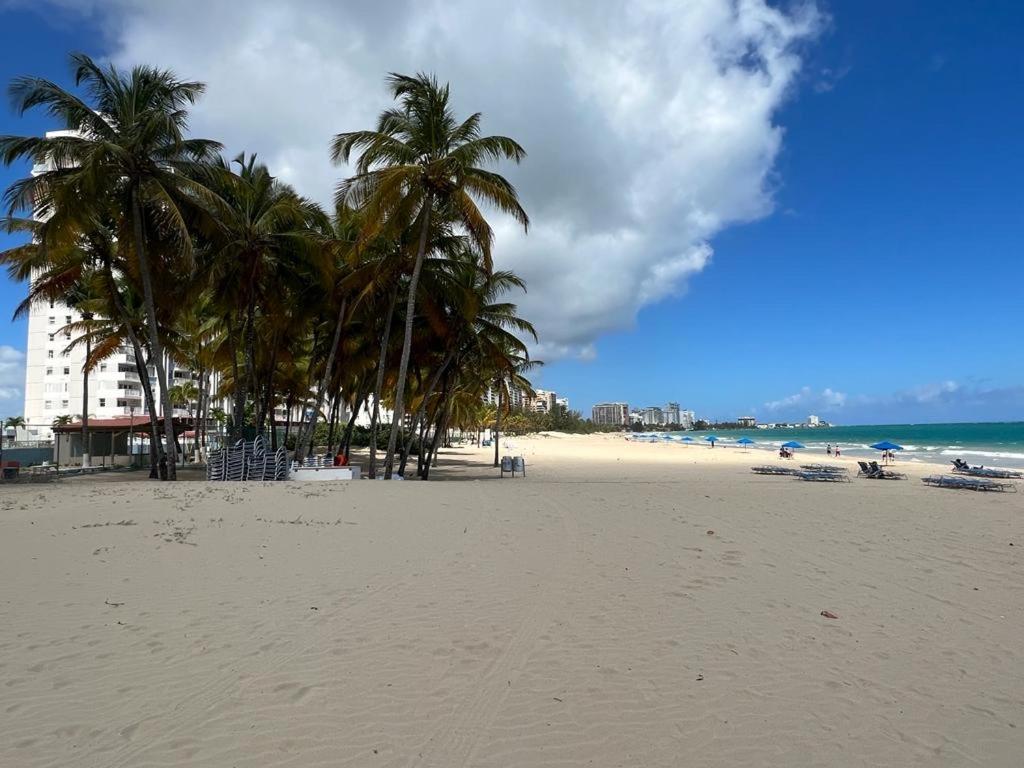 Beachfront Tropical Tantra Apartment Сан-Хуан Экстерьер фото